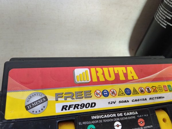 Casco y batería para auto - Accesorios de alta calidad - imagen 4