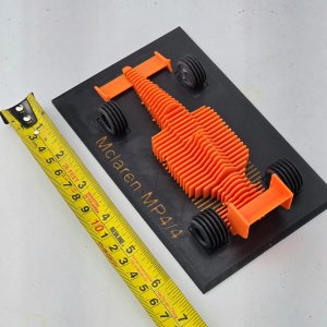 Modelo McLaren MP4/4 Naranja Impreso en 3D - imagen 5