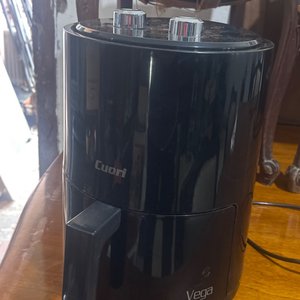 Lote siguiente: Freidora de Aire Eléctrica Cuori Vega Negra