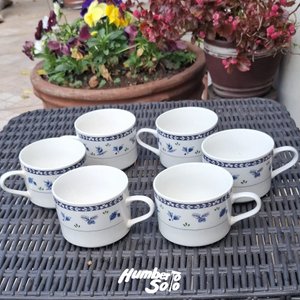 Lote anterior: Tazas sin platillos 
