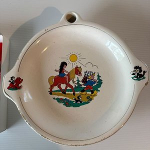 Set de Vajilla Infantil: Plato Térmico y Cubiertos con Dibujos Animados - imagen 4