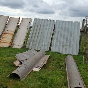 Lote siguiente: Lote de Chapas Metálicas y Elementos de Construcción