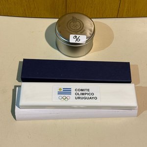 Lote anterior: Lote de 3 Relojes Comité Olímpico Uruguayo