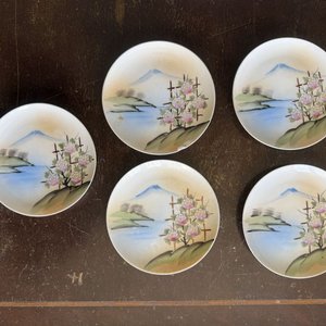 Conjunto de Platos Orientales Pintados a Mano con Paisaje y Monte Fuji - imagen 3