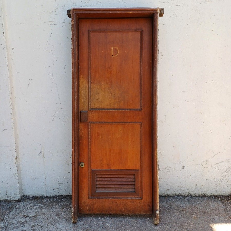 Item 16672 - Image 0