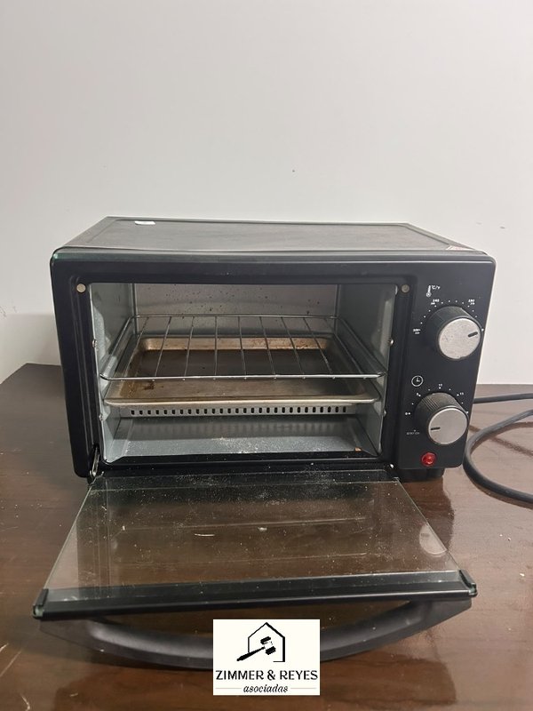 Horno Eléctrico Chico Negro Funcional