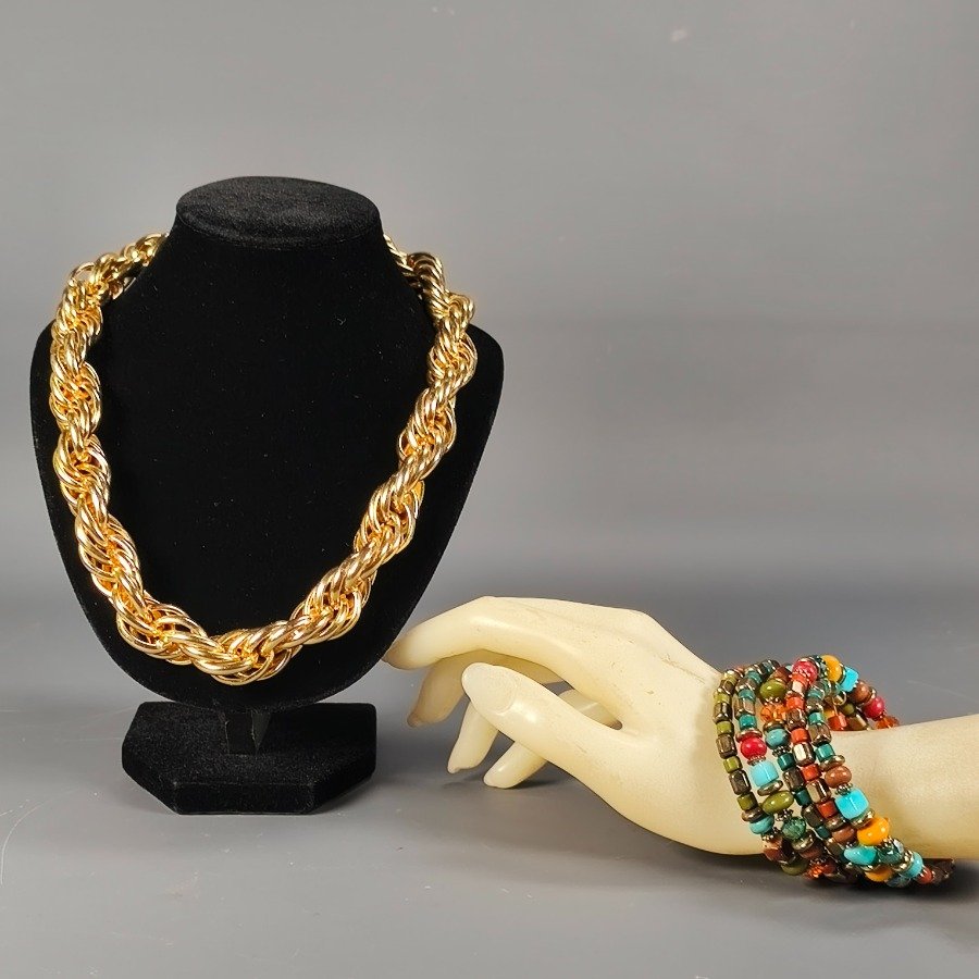 Item 16302 - Image 2