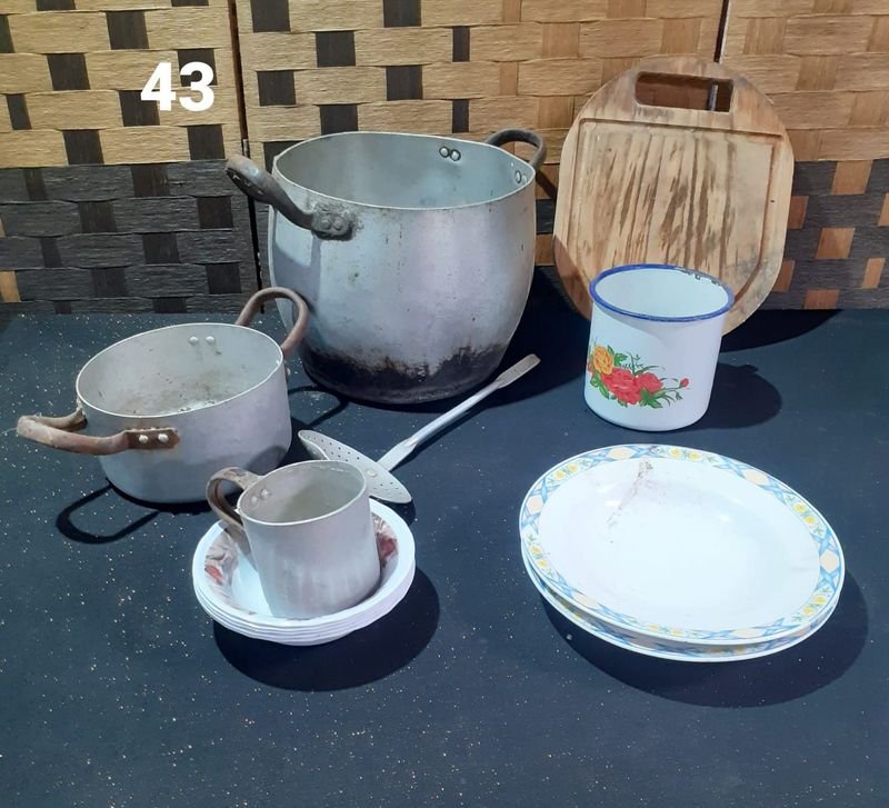 Item 875598 - Image 0