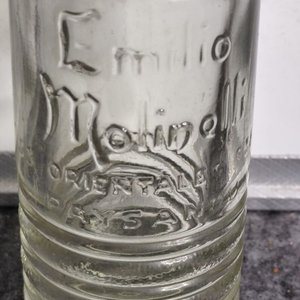 Botella Antigua de Vidrio Claro Emilio Molinelli "La Oriental" - imagen 5