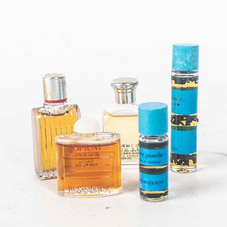 5 Muestrarios de Perfumes Yves Saint Laurent