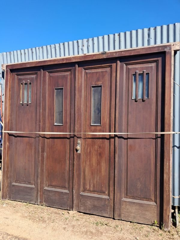 Item 882925 - Image 1