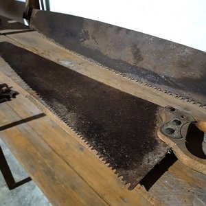 Serrucho Grande y Trozador Pequeño de Hierro y Madera - imagen 3