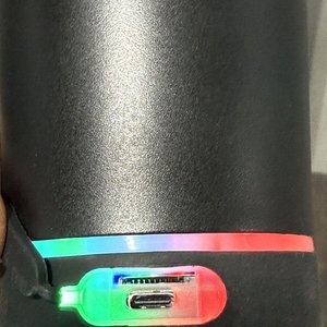 Vaso Térmico Negro "The Stay Chill" con Altavoz Integrado y Tapa Hermética - imagen 4