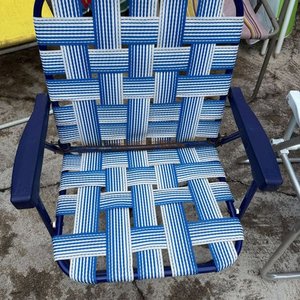 Lote de Sillas de Playa, Reposera y Sombrillas - imagen 3