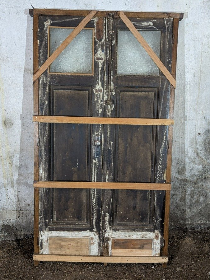 Puerta antigua de frente doble hoja y marco en cedro - imagen 7