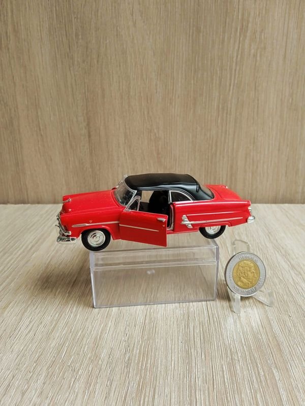 Modelo de coche en metal a escala 1/36, Crestline Sunliner 1953 - imagen 2