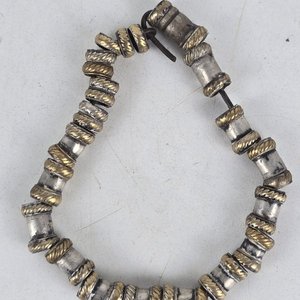 Pulsera de Platería Criolla con Detalles Dorados - imagen 2