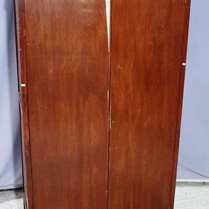 Ropero de Madera Enchapada con Dos Puertas - imagen 1