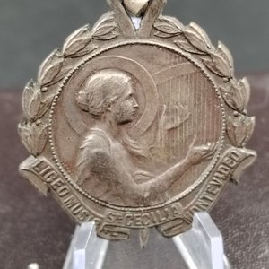 Medalla Liceo Musical Montevideo Santa Cecilia Primer Premio Solfeo 1914 - imagen 2