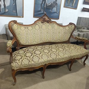 Sofá Luis XV de 3 Cuerpos en Madera Tallada y Tapizado Jacquard - imagen 1