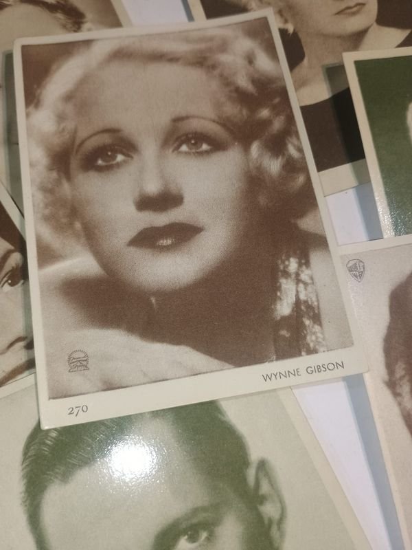 Colección de fotos antiguas de actrices y actores famosos - imagen 3