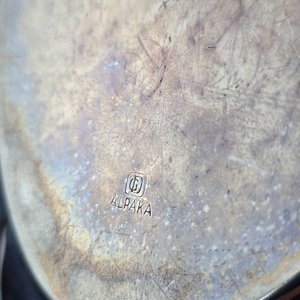 Juego de Piezas de Metal Plateado: Jarra, Canastos y Bandejas Antiguas - imagen 5