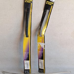 Protectores de Puerta de Auto 61 cm (Sin Uso) - imagen 1