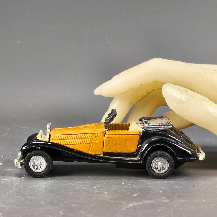 Item 17721 - Image 9