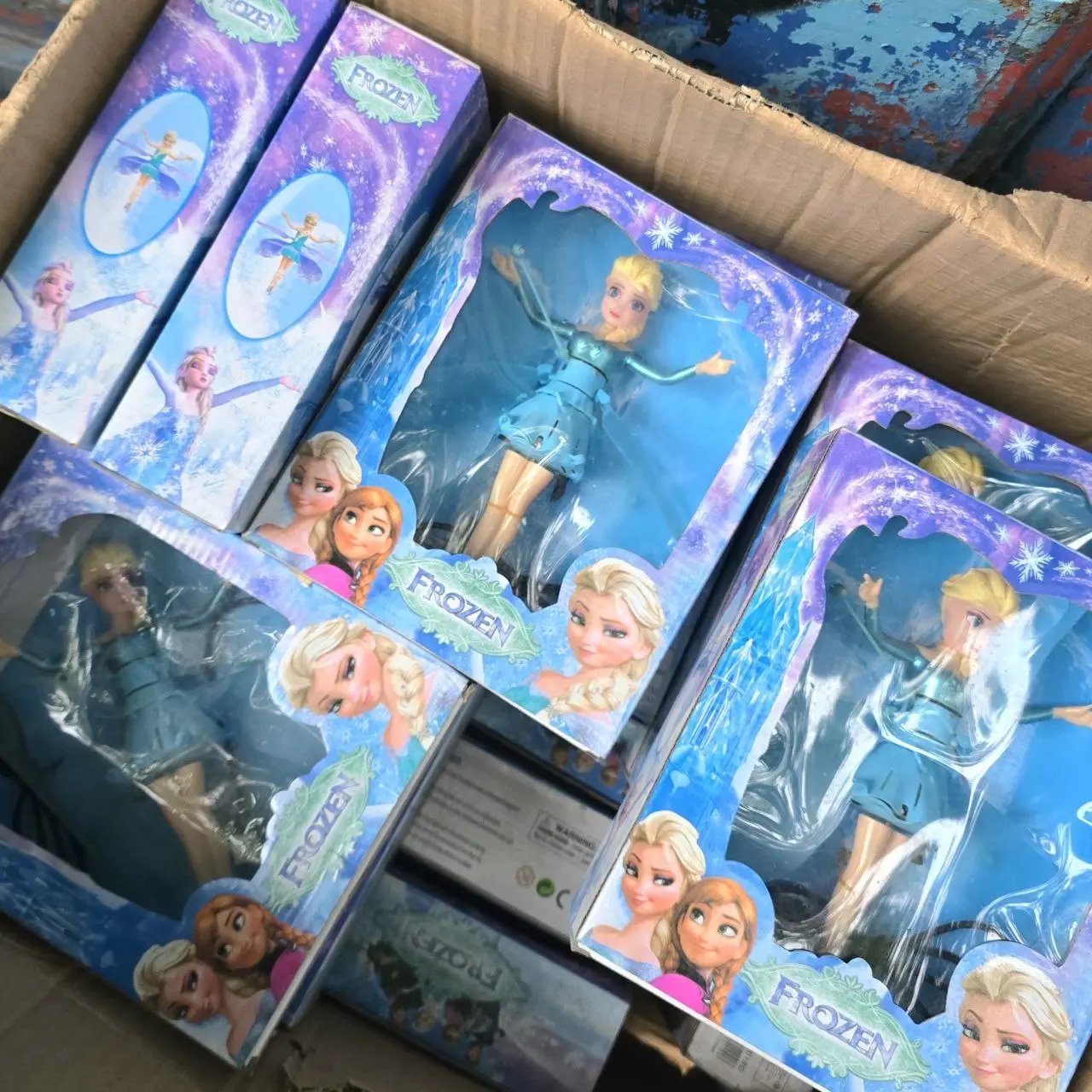 Juguetes Frozen con muñecas y cajas