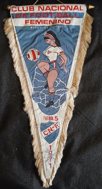 Banderín Histórico Club Nacional de Football Femenino Fútbol 5 (1971)