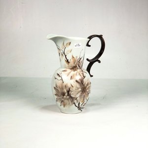 Lote siguiente: Jarra de Porcelana Esmaltada con Diseño Floral - 28 cm