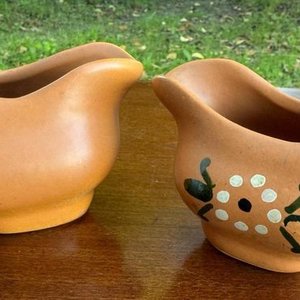 2 jarroncitos en ceramica decorados a mano - imagen 2
