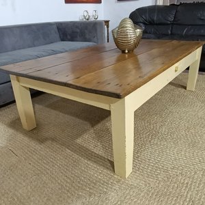 Mesa de Centro Rústica de Madera de Pino Brasil con Cajón - imagen 5