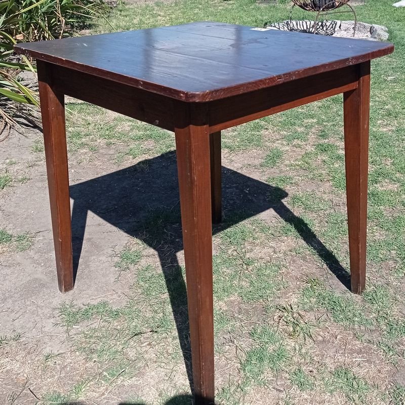 Mesa de madera para el hogar - imagen 4