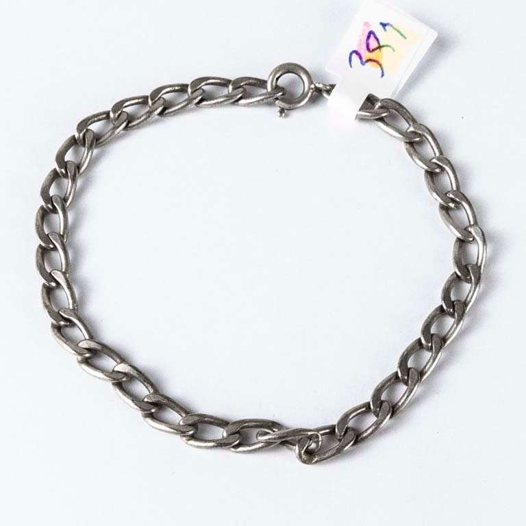 Lote anterior: Pulsera de plata con cadena y etiqueta