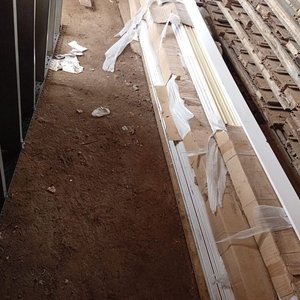 Lote de 100 Molduras de PVC Blancas para Construcción - imagen 4