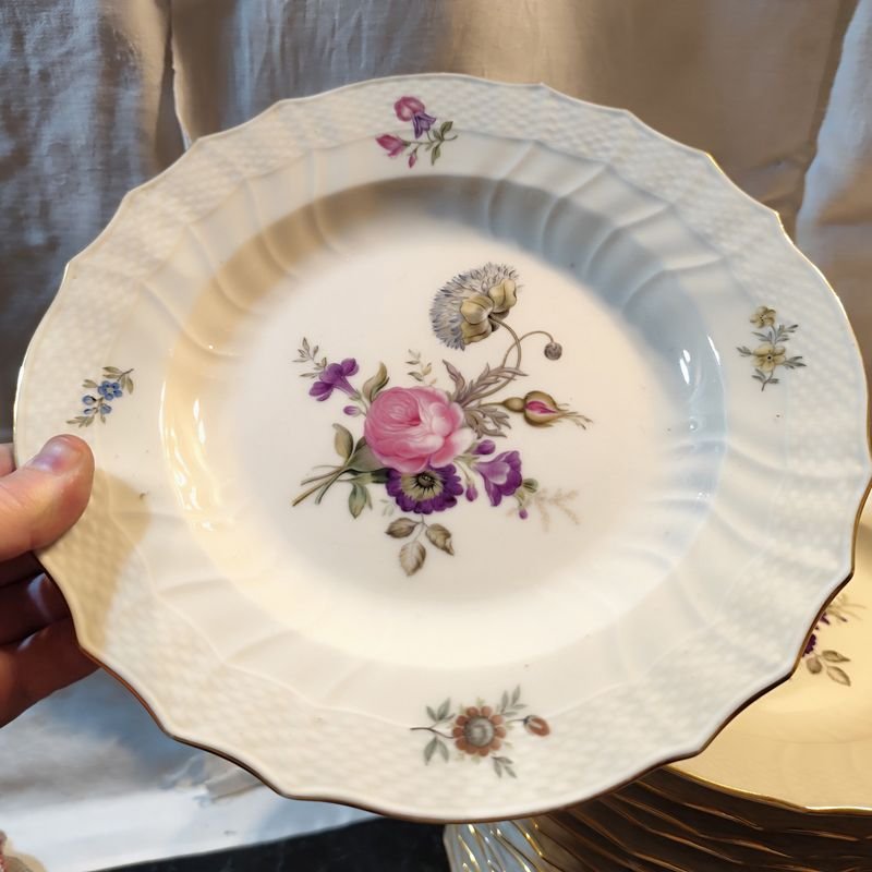 Platos llanos de Royal Copenhagen en venta - imagen 2