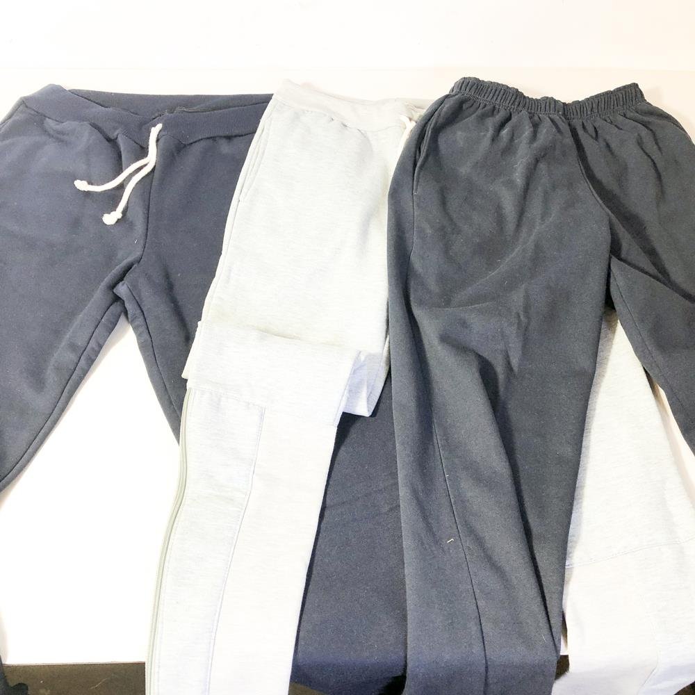Lote de 6 Pantalones y Babuchas para Hombre