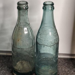 Dos Botellas Antiguas de Vidrio: Vital y Limól - imagen 4