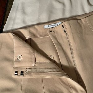 Conjunto Blusa Beige Gasa y Seda con Pantalón Clásico Cortell Talle 44 - imagen 5