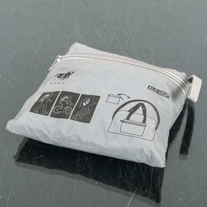 Lote anterior: Bolso Plegable Reflectivo Gris Marca ALE-HOP