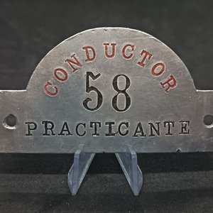 Chapa Antigua de Tranvía "Conductor 58 Practicante" Aluminio Uruguay - imagen 3