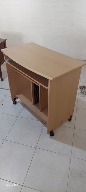 Escritorio en MDF de alta calidad - imagen 3