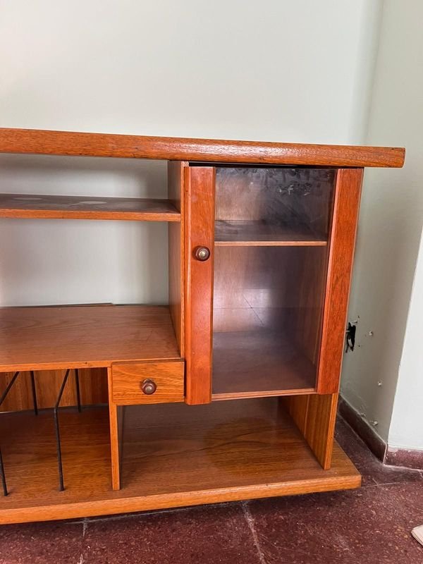 Mueble para TV en madera de excelente calidad - imagen 2