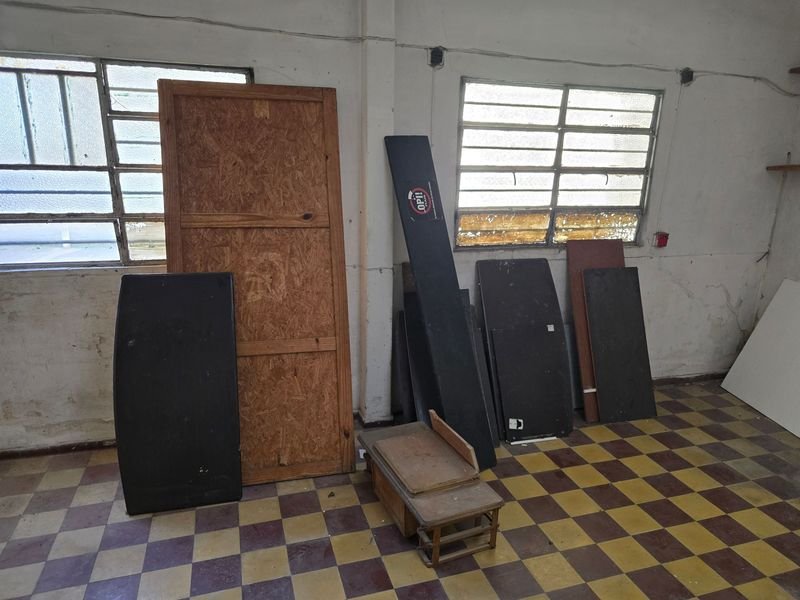 Item 845907 - Image 0