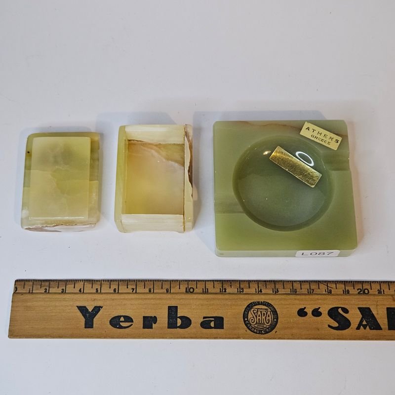 Item 852994 - Image 1