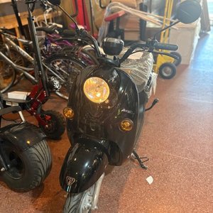 Moto Eléctrica Retro Negra 800W Nueva - imagen 4