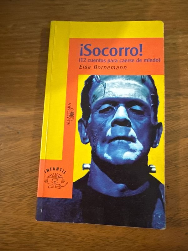 Lote siguiente: Libro infantil: ¡Socorro! 12 cuentos para caerse de miedo