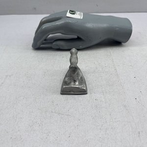 Antigua Plancha de Aluminio para Puños y Cuellos - imagen 4