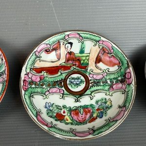 Lote de Piezas de Porcelana China Estilo Cantón con Sellos - imagen 13